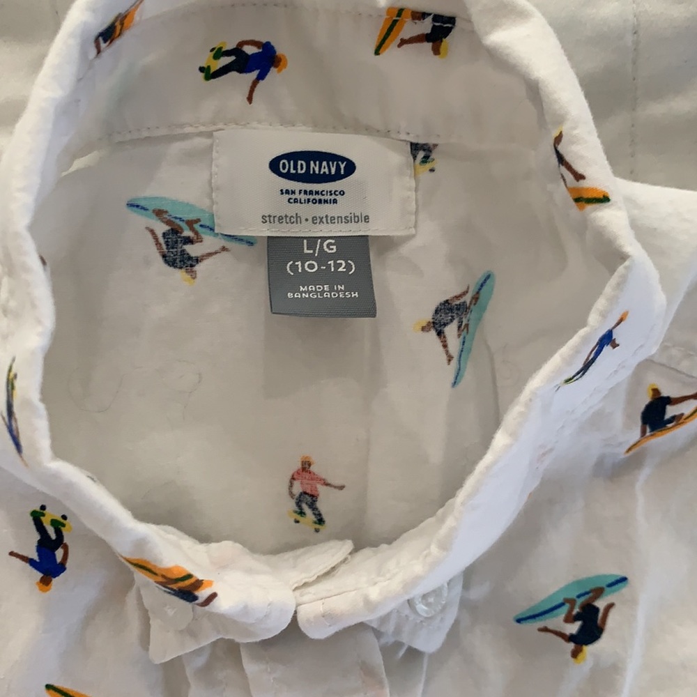 Surfer button down. - Picture 2 of 3